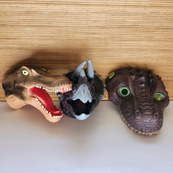 Dinosaur Hand Puppets and Dinosaur Mask Lot of 3 Triceratops T-Rex - Picture 1 of 16